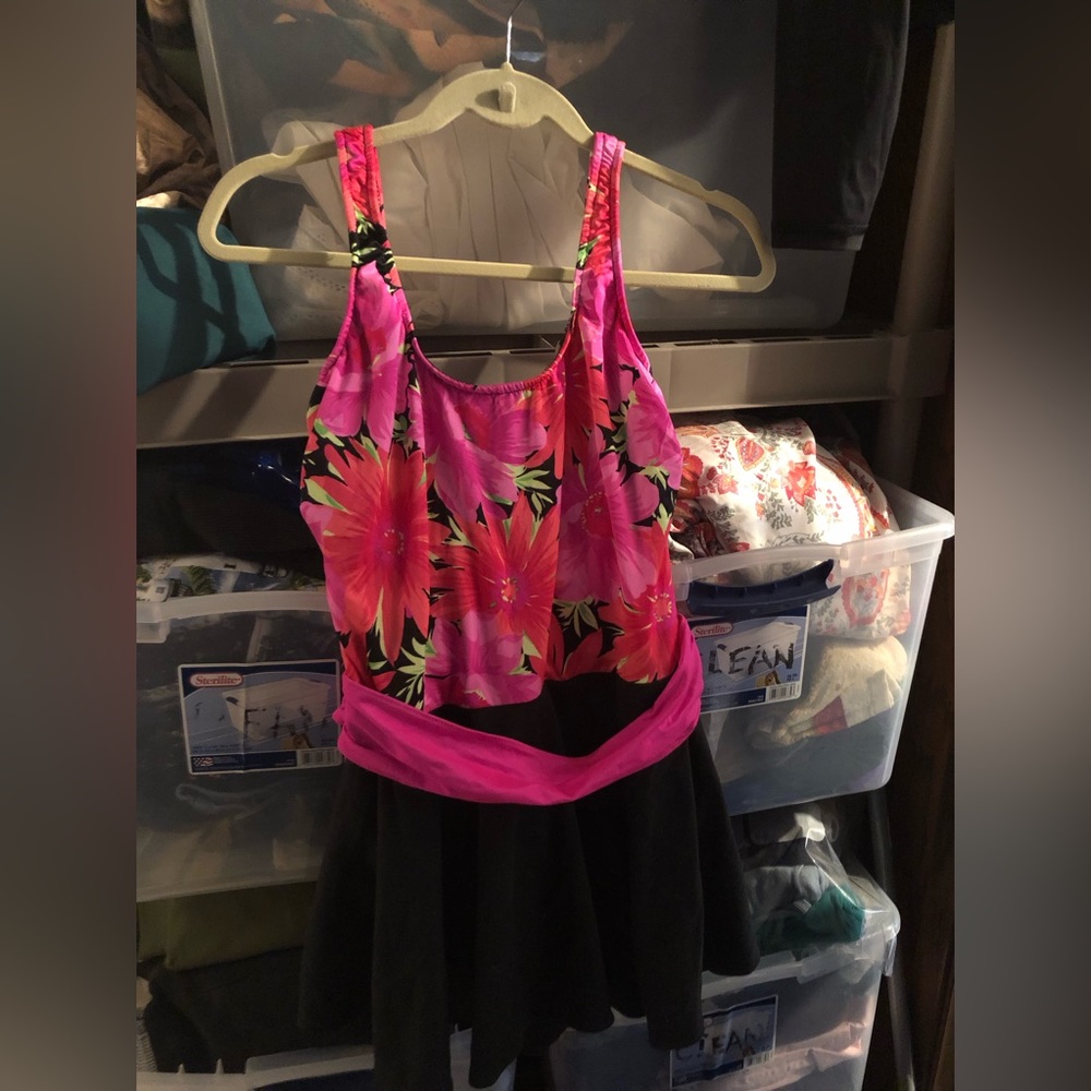 🌴Vintage Sea Fair Fluorescent Print Bathing Suit- 646 $35 or $30 w/offer